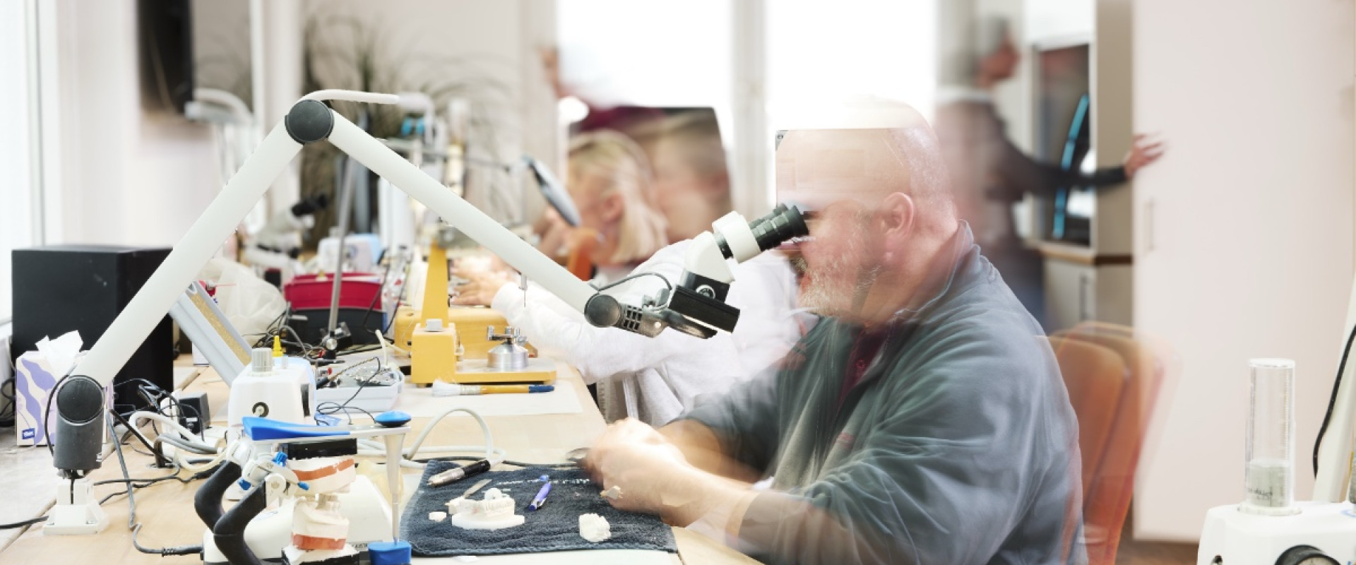 Digitale Zahntechnik, handwerkliche Präzision und persönliche Zusammenarbeit bei die zahntechniker GbR